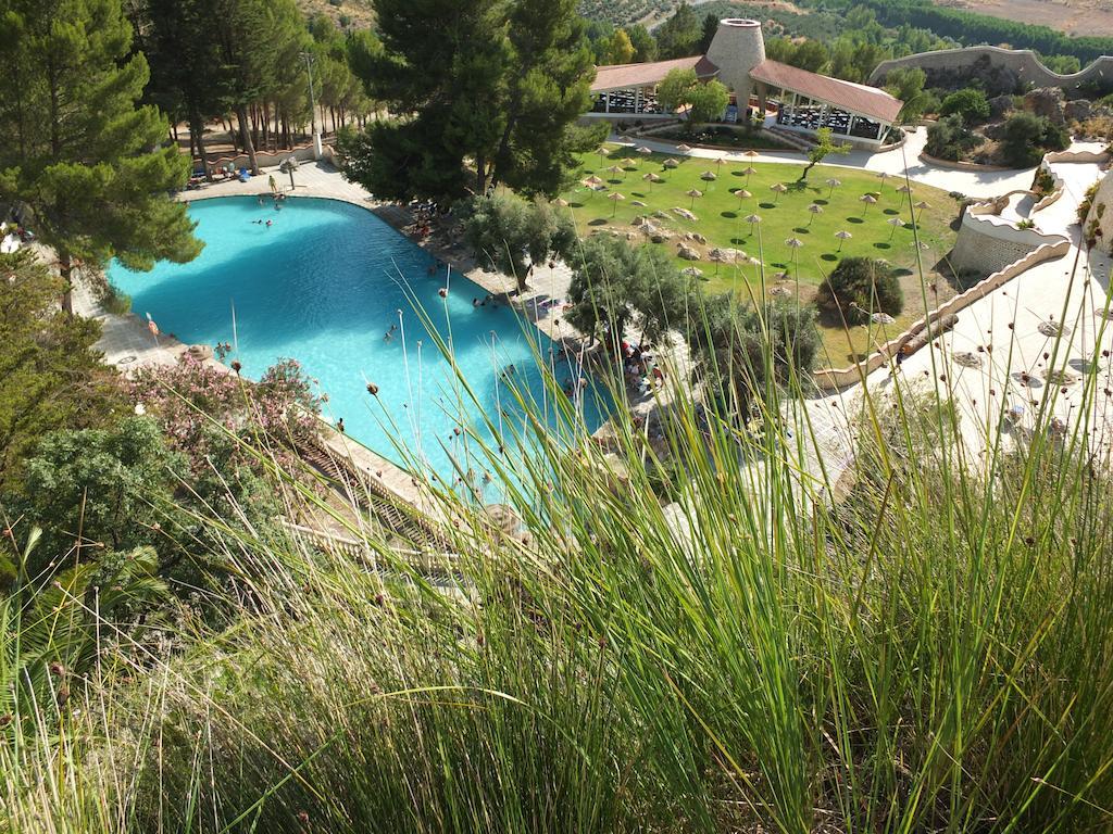 Balneario De Alicun De Las Torres Villanueva de las Torres Eksteriør billede