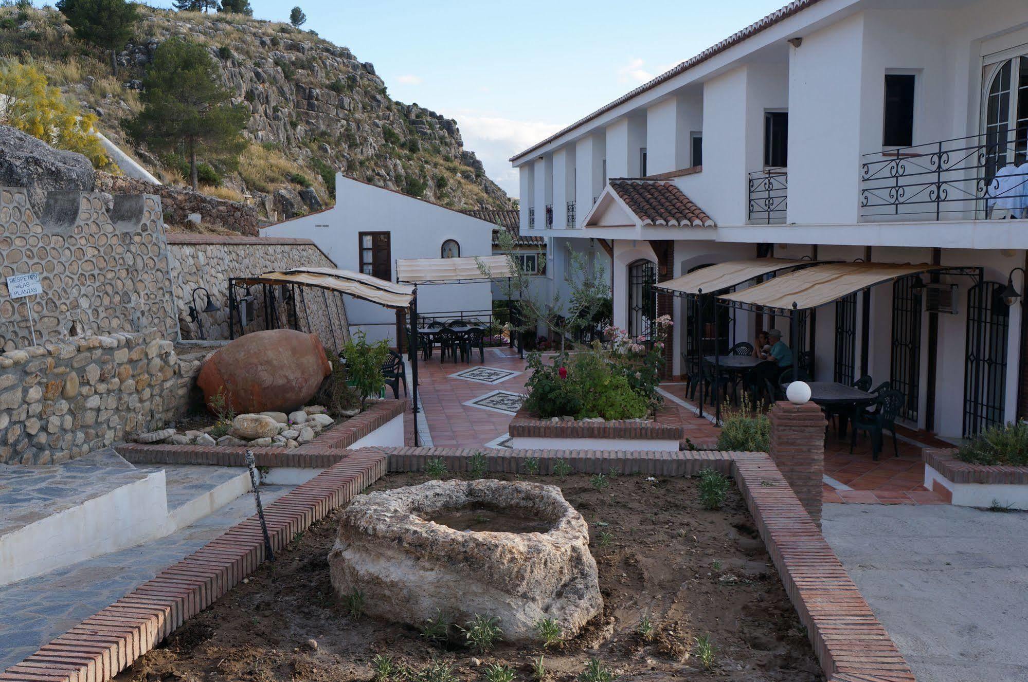 Balneario De Alicun De Las Torres Villanueva de las Torres Eksteriør billede
